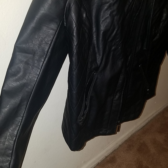 Brand new jacket - Picture 3 of 8